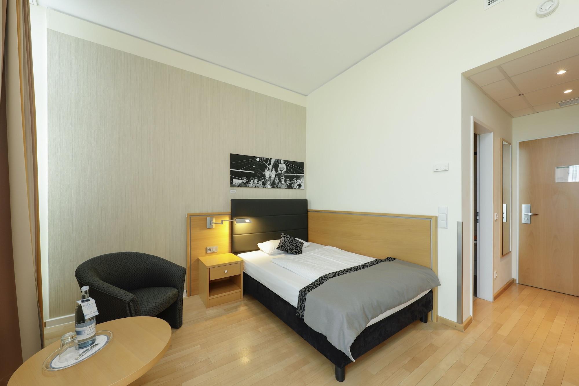 Airporthotel Berlin-Adlershof Exteriér fotografie