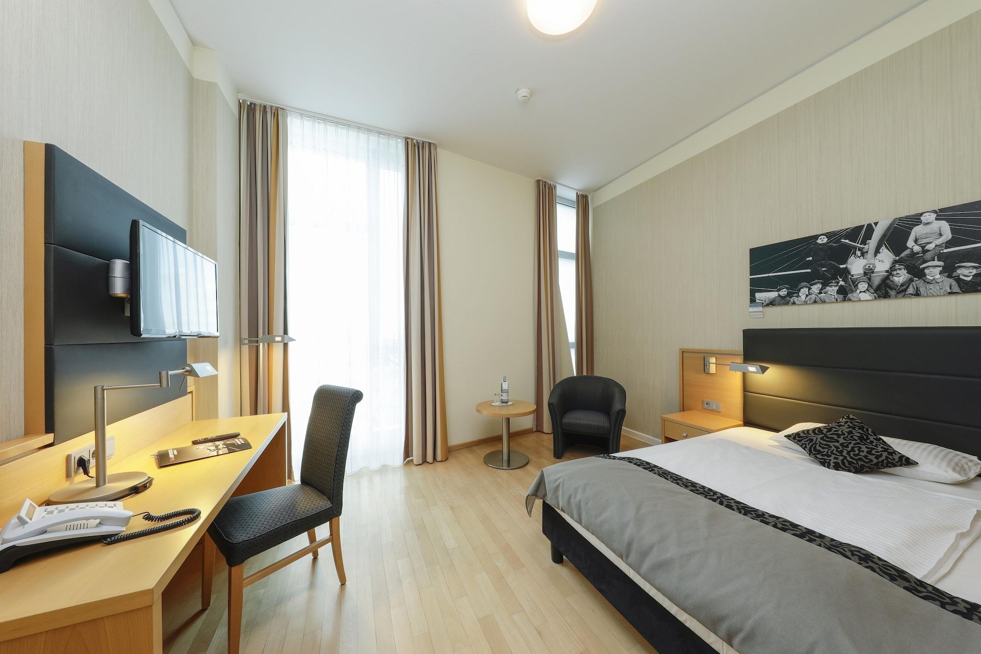 Airporthotel Berlin-Adlershof Exteriér fotografie