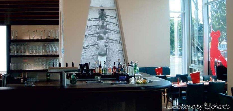 Airporthotel Berlin-Adlershof Restaurace fotografie